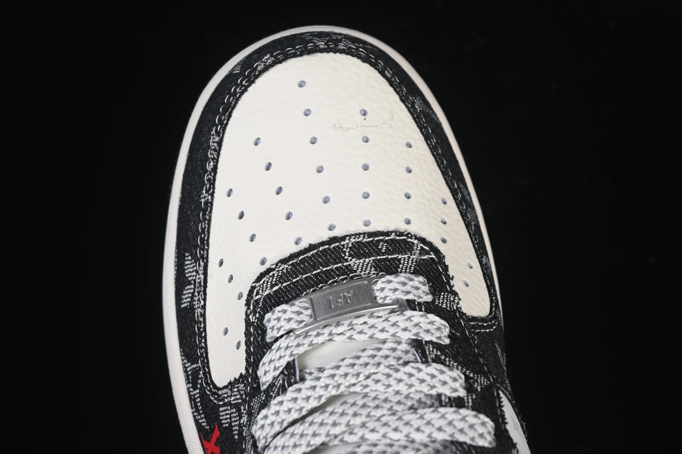 All categories Nk Air Force 1 Air Force series Nk Air Force 1 Low Air Force low-top Nike Air Force 1'07 Low LV co-branded denim beige and black stitching Air Force 1 low-top casual sneakers MZ9588-815